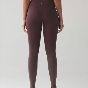 Rarely Woren -Lululemon Leggings - Wonder Under - Ombre Black Cherry